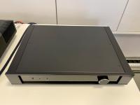 Rega ELEX MK4 Vollverstärker, schwarz