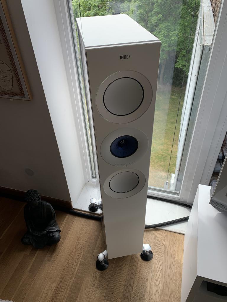 kef reference 3 blue ice white