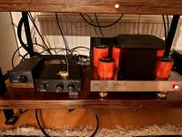 Le Tube preamplifier with phono. Lectron.