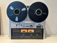 - Revox Studer C270 Profi Tape Recorder 2-Spur (19/38 cm/sec)