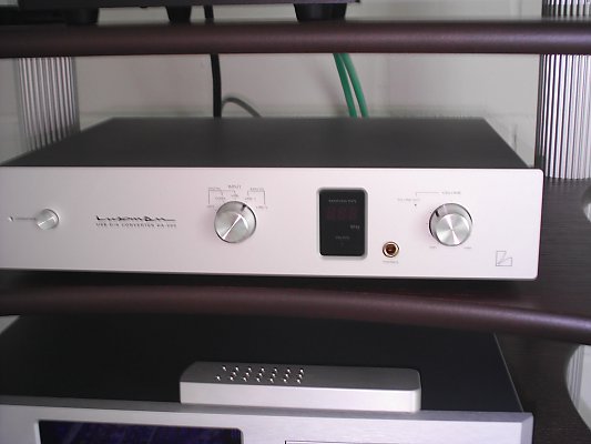 Luxman D-200 Luxman D-200