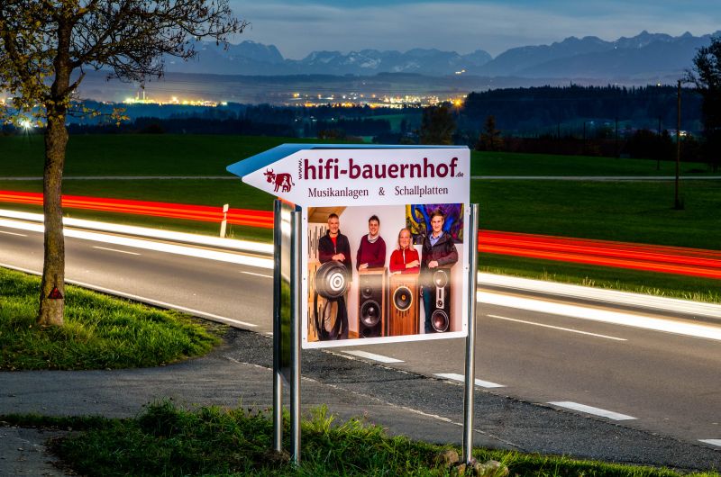 Kein Weg ist zu weit - Tag der offenen Tür bei Hifi-Bauernhof in Altusried