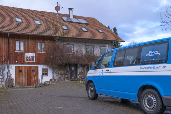 Hifi Bauernhof schafft es ins TV - Der Bayrische Rundfunk war zu Gast in Altusried Der Bayrische Rundfunk zu Gast in Altusried