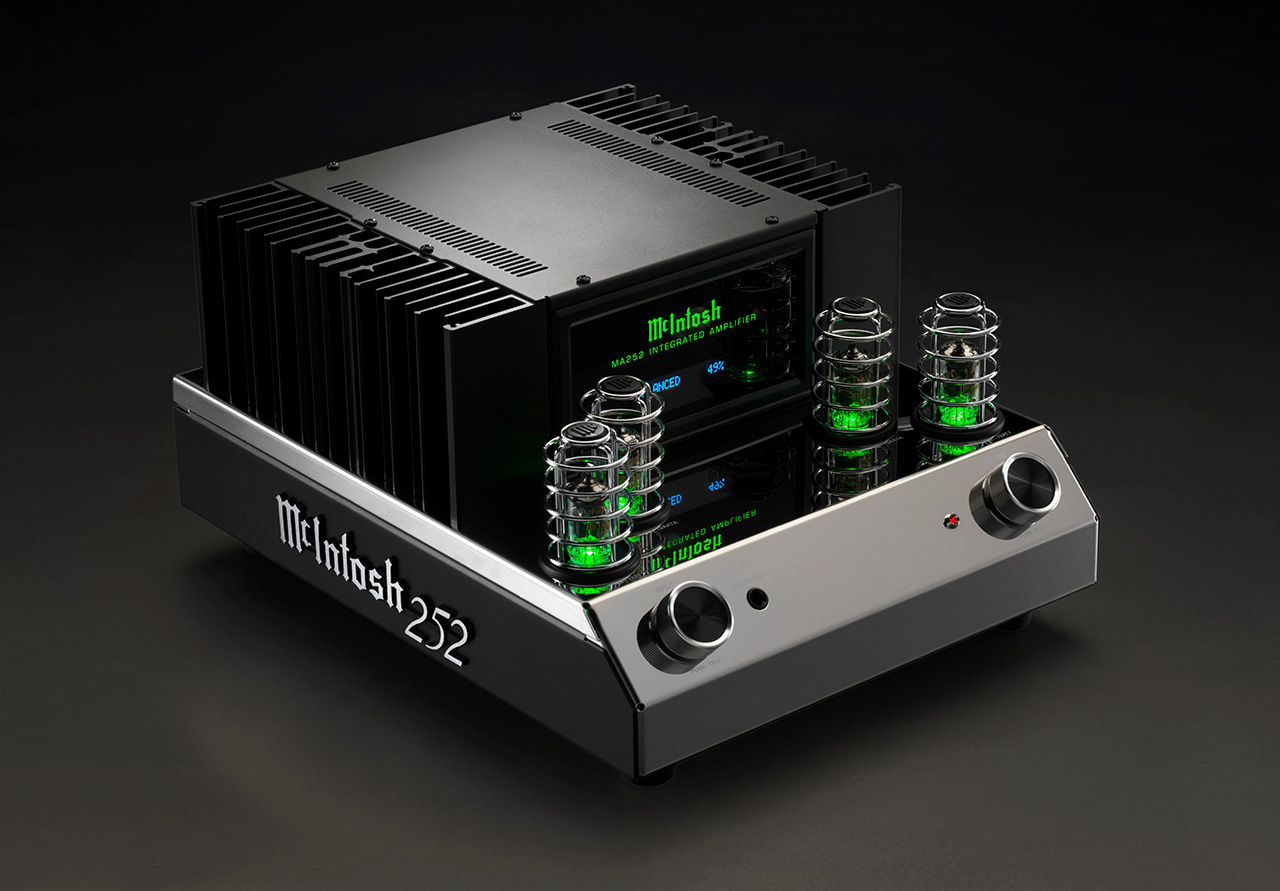 MCINTOSH MA252 Nothing more than pure Sound !